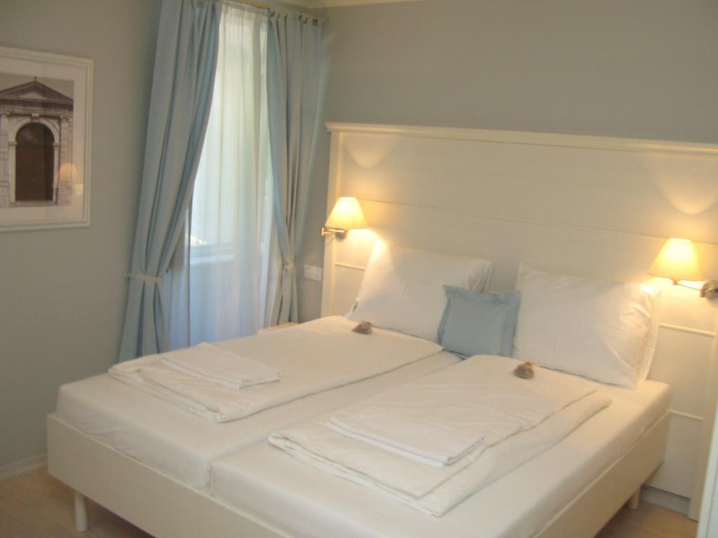 Hotel Villa Elisabeth - Veli Losinj Health Resort Phòng bức ảnh